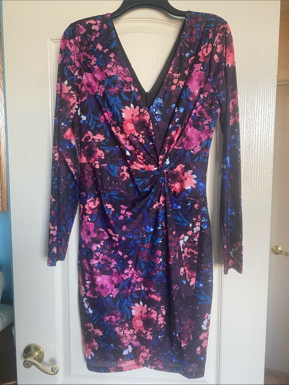 Guess Long-Sleeve Floral Twist V-Neck Dress - Black, Pink, Blue